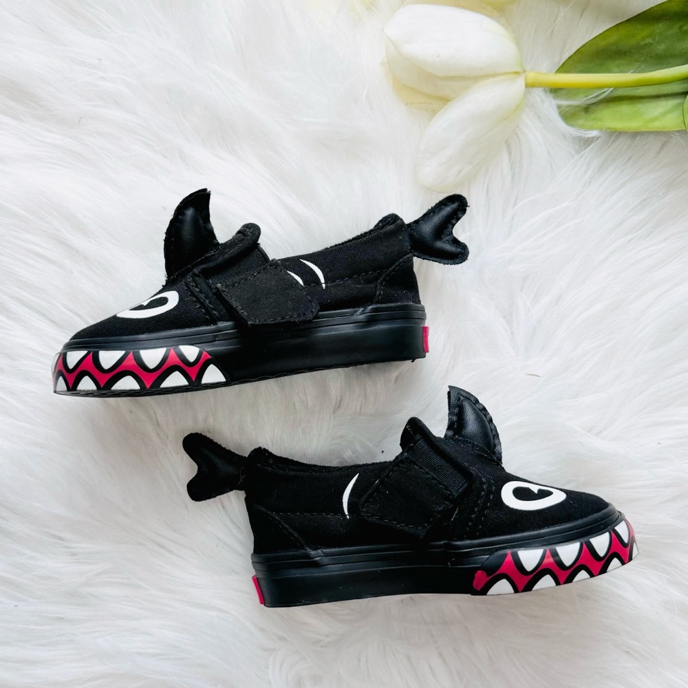 Baby/Toddler Vans X Discovery Shark Week Sneakers - Picture 4 of 7